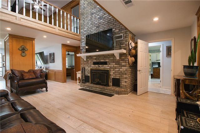 18679 County Road 369, Jewett, TX 75846