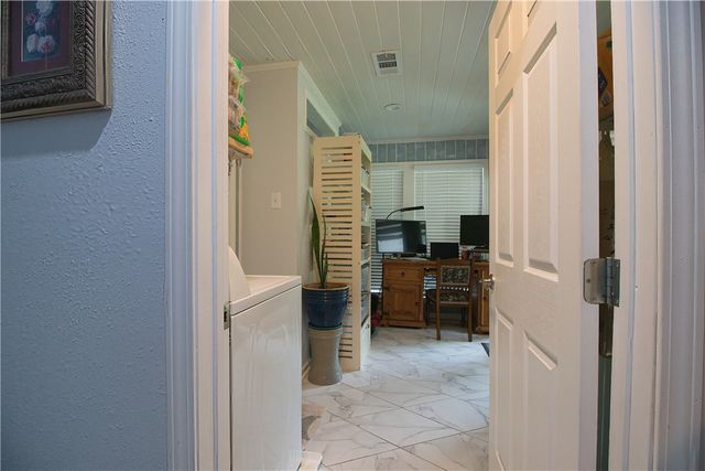 18679 County Road 369, Jewett, TX 75846