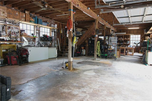 18679 County Road 369, Jewett, TX 75846