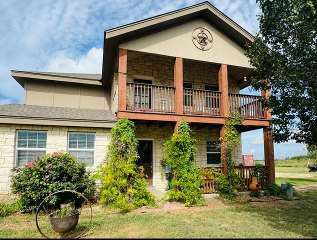 2334 CR 464, Elgin, TX 78621