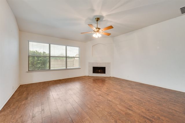 4305 Sonoma Drive, Denton, TX 76226