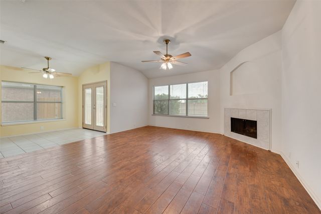 4305 Sonoma Drive, Denton, TX 76226