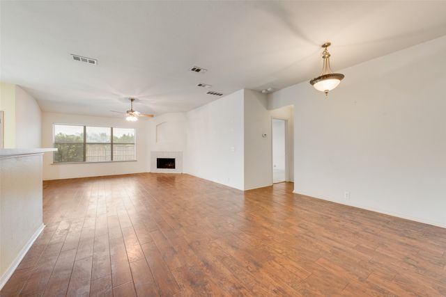 4305 Sonoma Drive, Denton, TX 76226