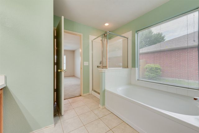 4305 Sonoma Drive, Denton, TX 76226