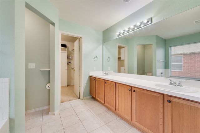 4305 Sonoma Drive, Denton, TX 76226