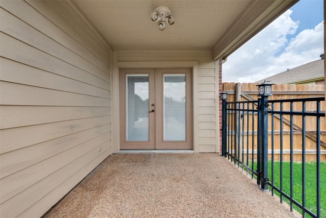 4305 Sonoma Drive, Denton, TX 76226