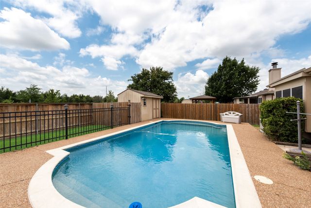 4305 Sonoma Drive, Denton, TX 76226