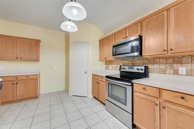 4305 Sonoma Drive, Denton, TX 76226