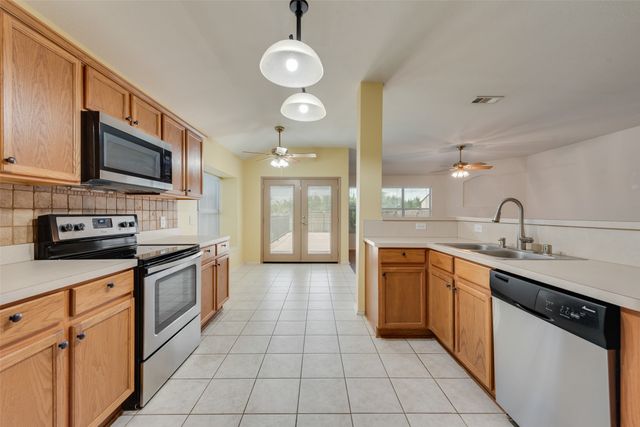 4305 Sonoma Drive, Denton, TX 76226
