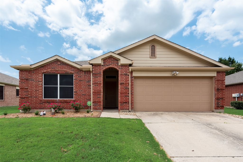 4305 Sonoma Drive, Denton, TX 76226