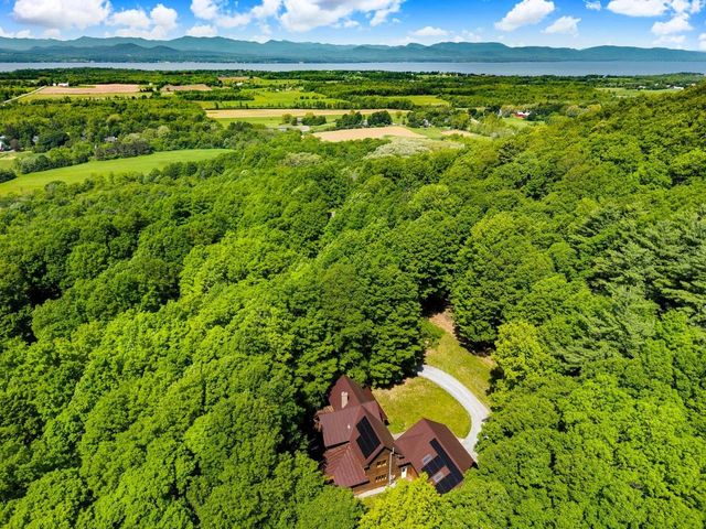 190 Red Tail Lane, Charlotte, VT 05445