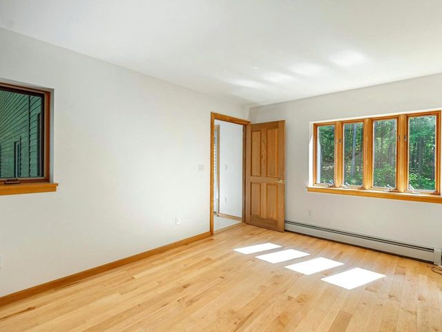 190 Red Tail Lane, Charlotte, VT 05445