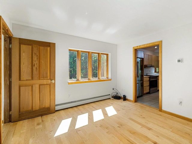 190 Red Tail Lane, Charlotte, VT 05445