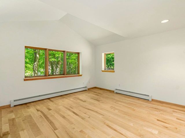 190 Red Tail Lane, Charlotte, VT 05445