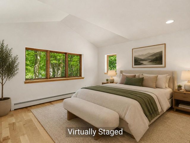 190 Red Tail Lane, Charlotte, VT 05445