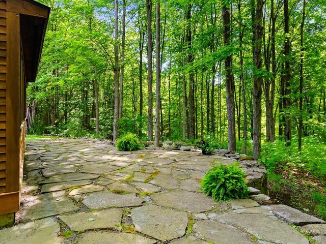 190 Red Tail Lane, Charlotte, VT 05445