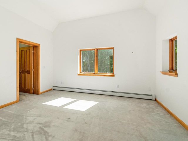 190 Red Tail Lane, Charlotte, VT 05445