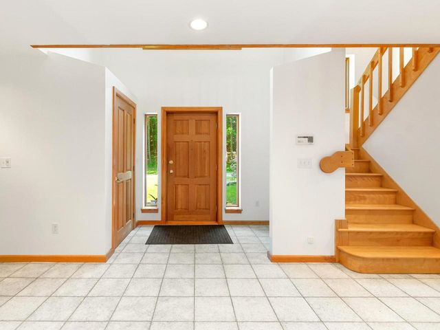 190 Red Tail Lane, Charlotte, VT 05445