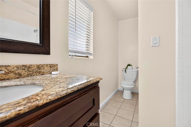 1442 Verd Oaks A, Glendale, CA 91205