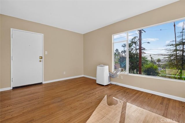 1442 Verd Oaks A, Glendale, CA 91205