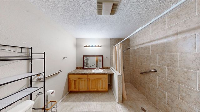 26 Allison Drive, Bella Vista, AR 72715