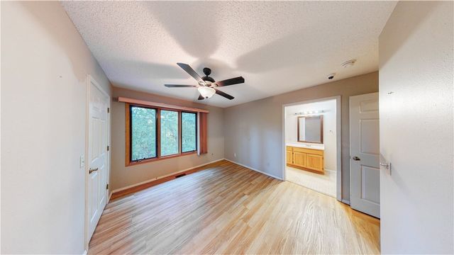 26 Allison Drive, Bella Vista, AR 72715