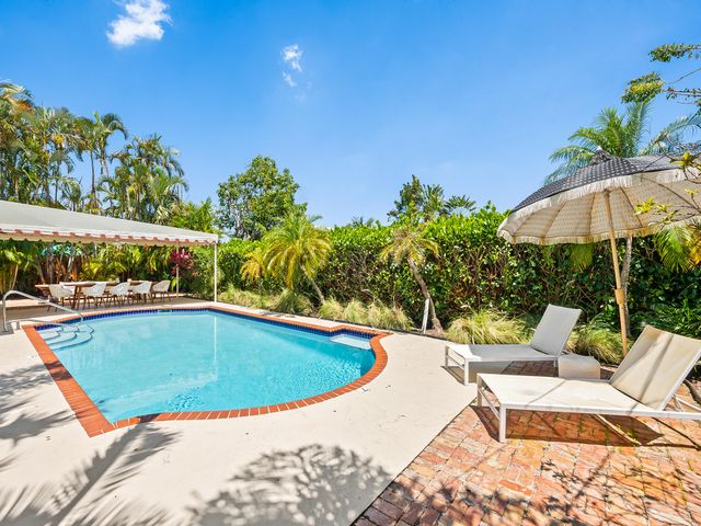 1521 NE 40th Court, Oakland Park, FL 33334