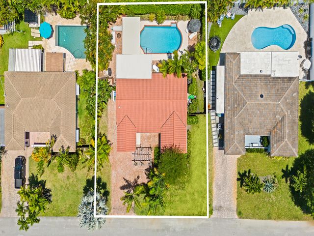 1521 NE 40th Court, Oakland Park, FL 33334