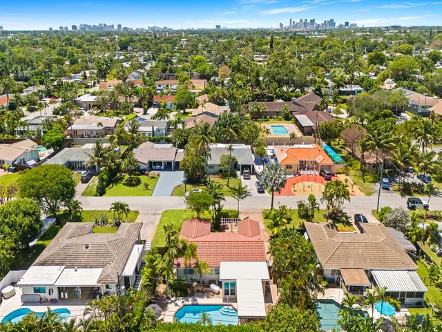 1521 NE 40th Court, Oakland Park, FL 33334