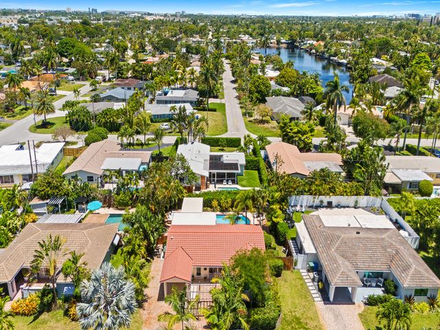 1521 NE 40th Court, Oakland Park, FL 33334