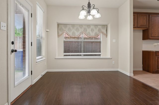 4407 Emerald Leaf Drive, Mansfield, TX 76063