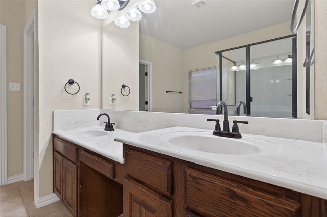 4407 Emerald Leaf Drive, Mansfield, TX 76063