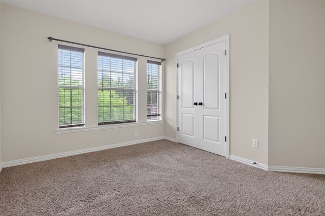 4407 Emerald Leaf Drive, Mansfield, TX 76063