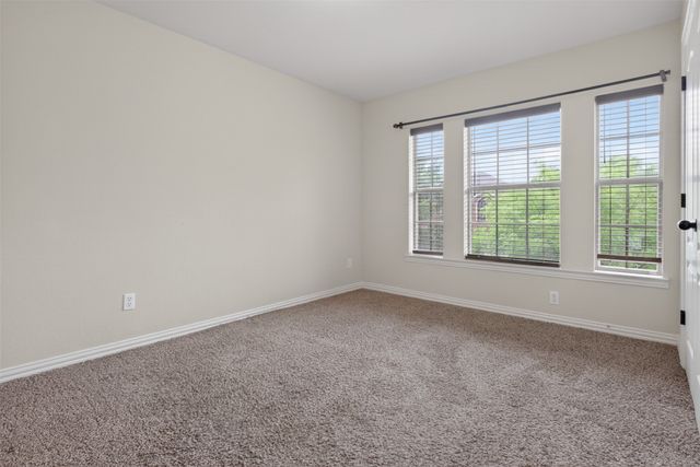 4407 Emerald Leaf Drive, Mansfield, TX 76063