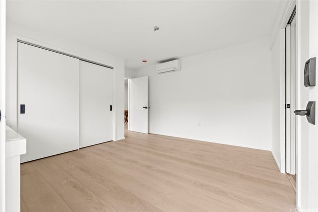 3489 Manoa Road, Honolulu, HI 96822