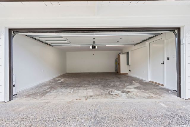 3489 Manoa Road, Honolulu, HI 96822