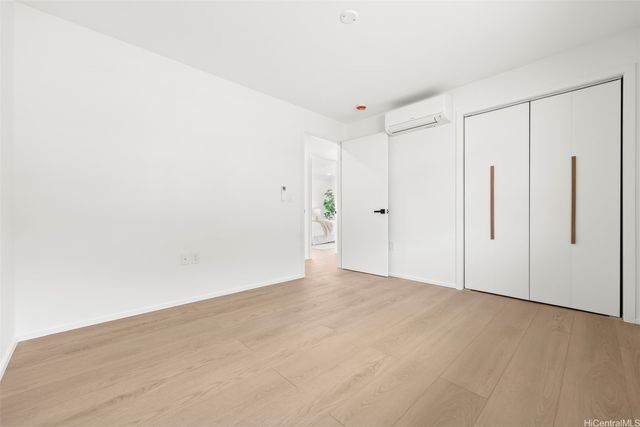 3489 Manoa Road, Honolulu, HI 96822