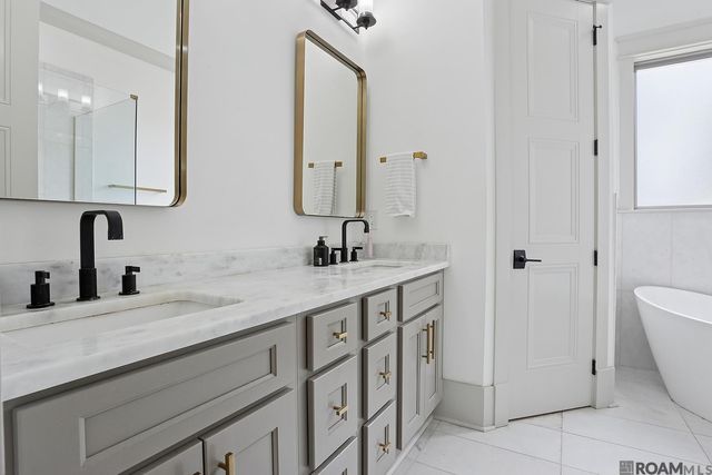 2444 Vienna Street, New Orleans, LA 70122