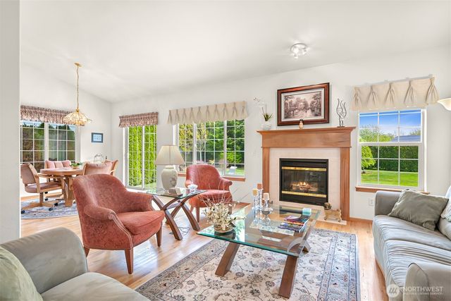 4740 Corona Ct, Bellingham, WA 98226