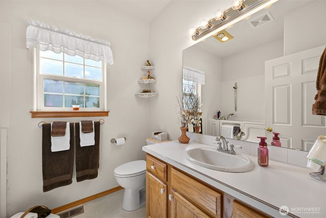 4740 Corona Ct, Bellingham, WA 98226