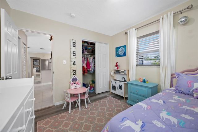 7313 37TH AVENUE N, St Petersburg, FL 33710