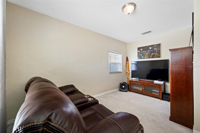 7313 37TH AVENUE N, St Petersburg, FL 33710