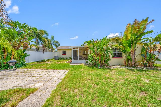 7313 37TH AVENUE N, St Petersburg, FL 33710