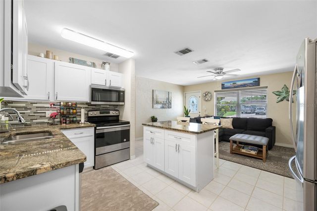 7313 37TH AVENUE N, St Petersburg, FL 33710
