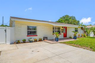 7313 37TH AVENUE N, St Petersburg, FL 33710