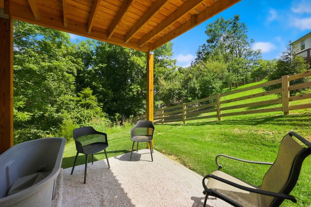 120 Blackberry Court, Georgetown, KY 40324