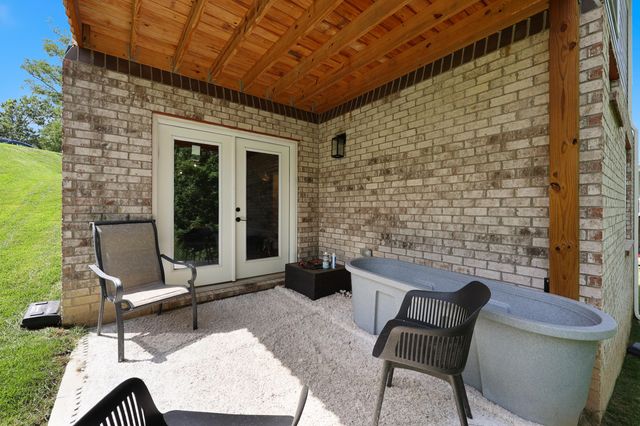 120 Blackberry Court, Georgetown, KY 40324