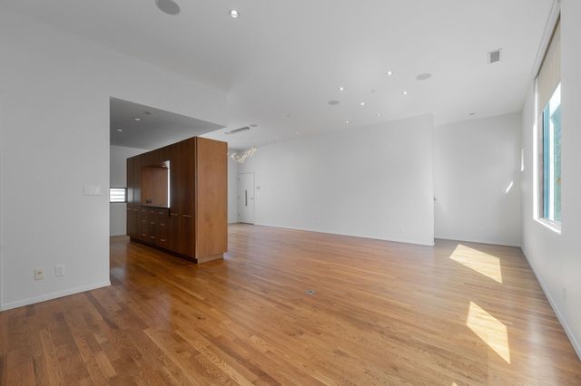 4001 Bowser Avenue B, Dallas, TX 75219