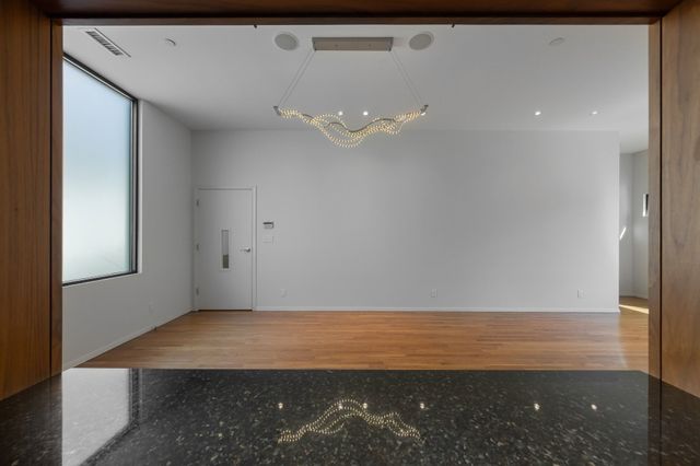 4001 Bowser Avenue B, Dallas, TX 75219