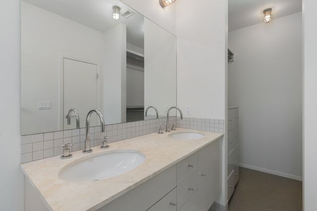 4001 Bowser Avenue B, Dallas, TX 75219